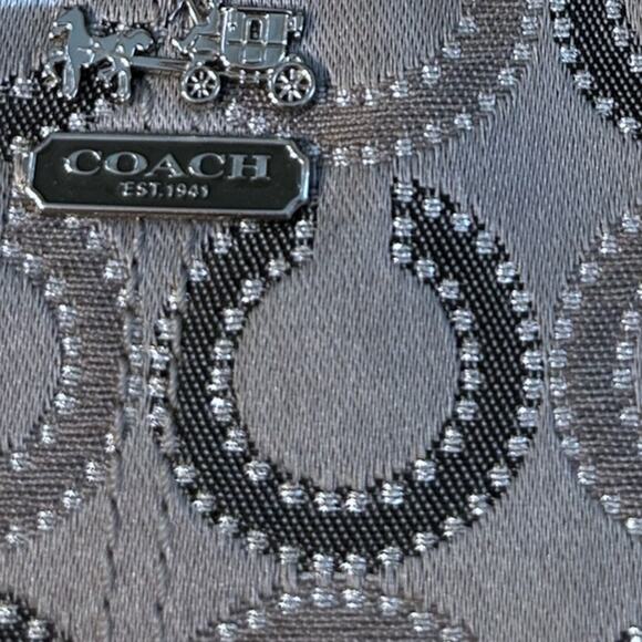 Coach Large Signature Wristlet Grey Silver Convertible Strap - Picture 4 of 8
